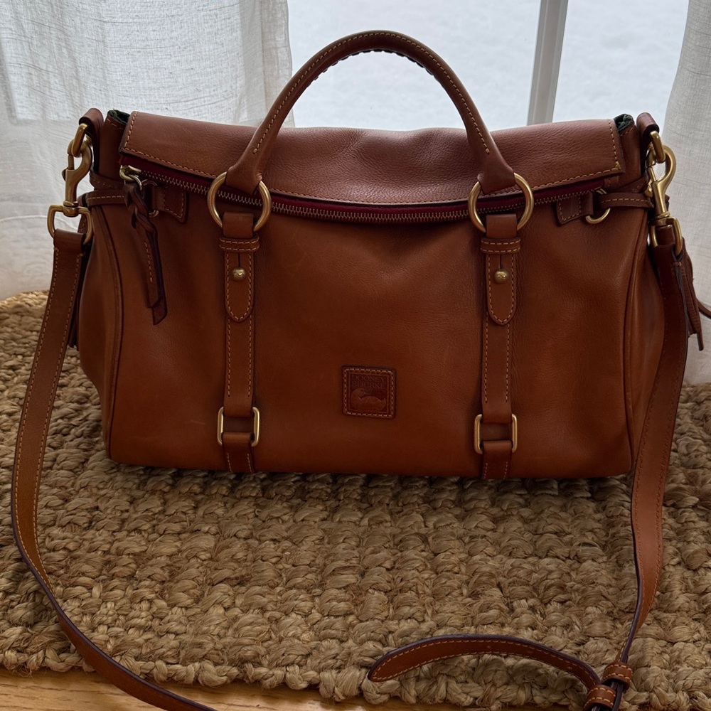 Dooney & Bourke Florentine Natural Medium Satchel. - Picture 6 of 8